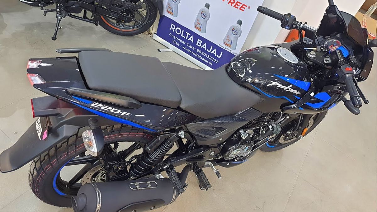 Bajaj Pulsar 220F