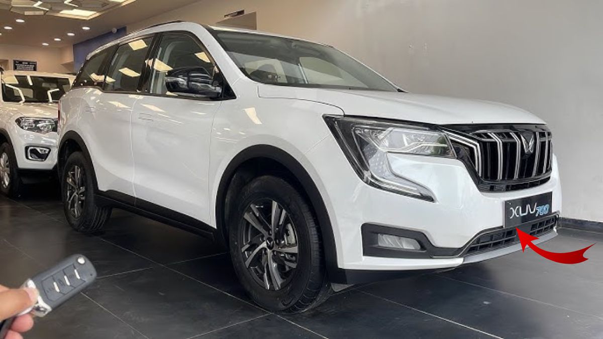 Mahindra XUV700 SUV